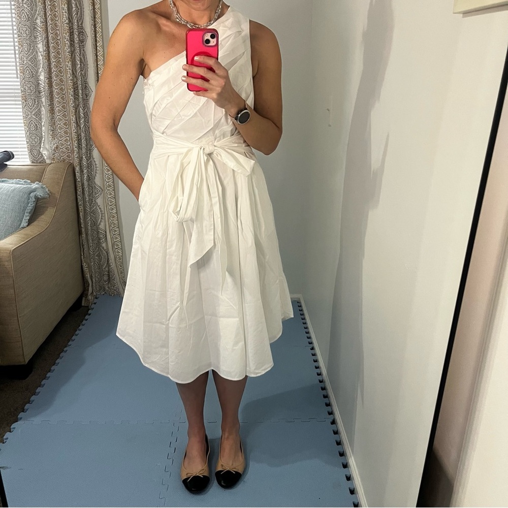 NWT - Banana Republic - White dress with Pockets